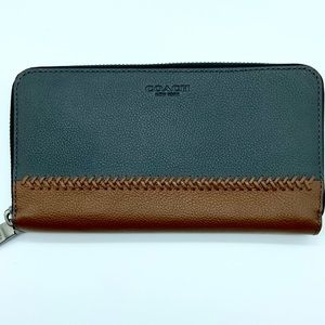 Coach Accordion Wallet in Baseball Stitch Leather